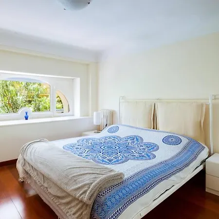 Astoria Palace - Central Two Bedroom Menton